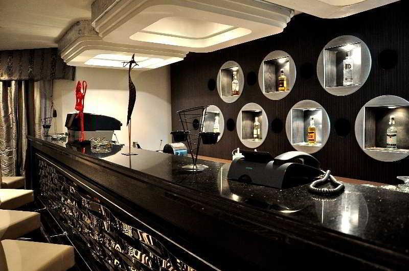 Kaisol Romance Resort Sahl Hasheesh - Adults Only Hurghada Exterior photo The bar at the 2011 Cannes Film Festival