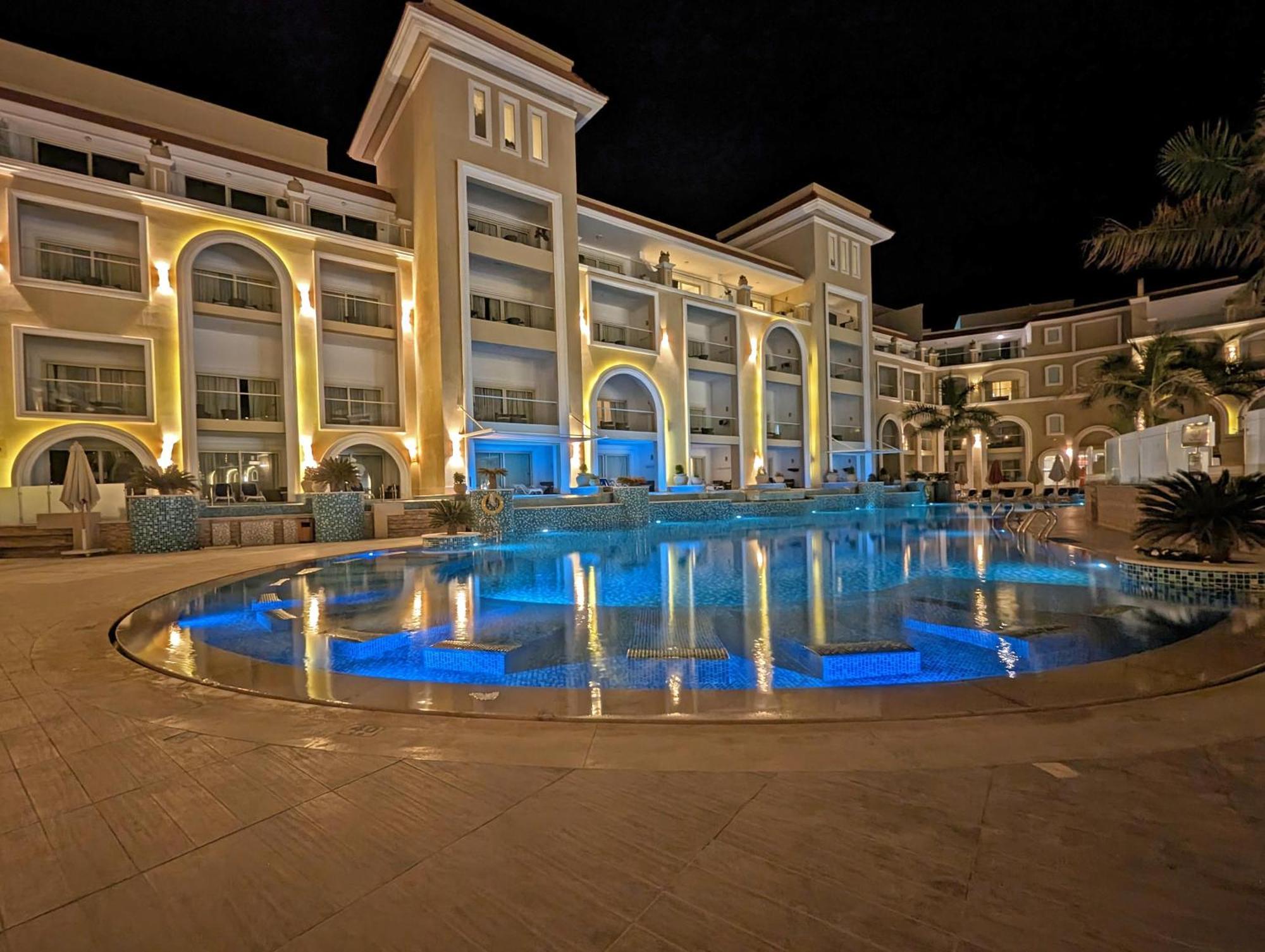 Kaisol Romance Resort Sahl Hasheesh - Adults Only Hurghada Exterior photo The Royal